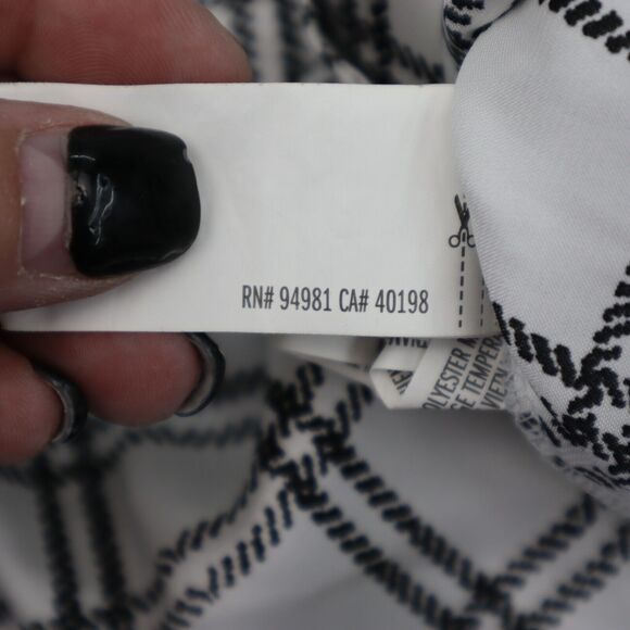 Forever 21 Shirt Womens S White Black Plaid Button Up Sleeveless Collared Top - Picture 3 of 15